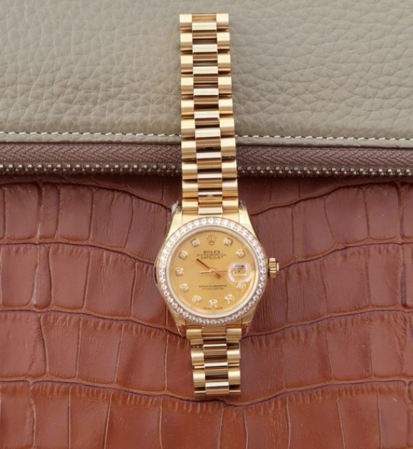 Replica Rolex DateJust 31mm Diamonds Bezel/Markers RG Case RG Gold Dial A2235