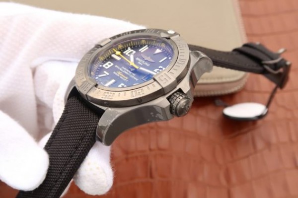 Replica Breitling Avenger II Seawolf PVD GF Black Dial Black Nylon Strap A2824