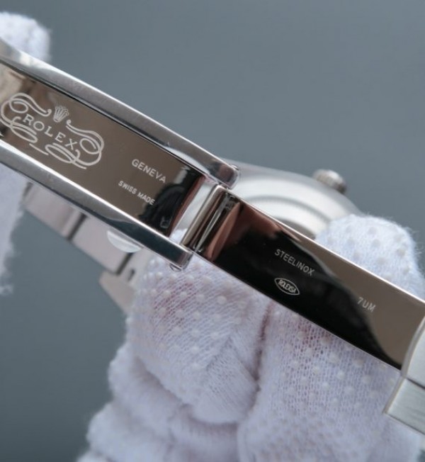 Replica Rolex Oyster Perpetual 39mm 114300 Red Grape Dial on SS Bracelet SH3132
