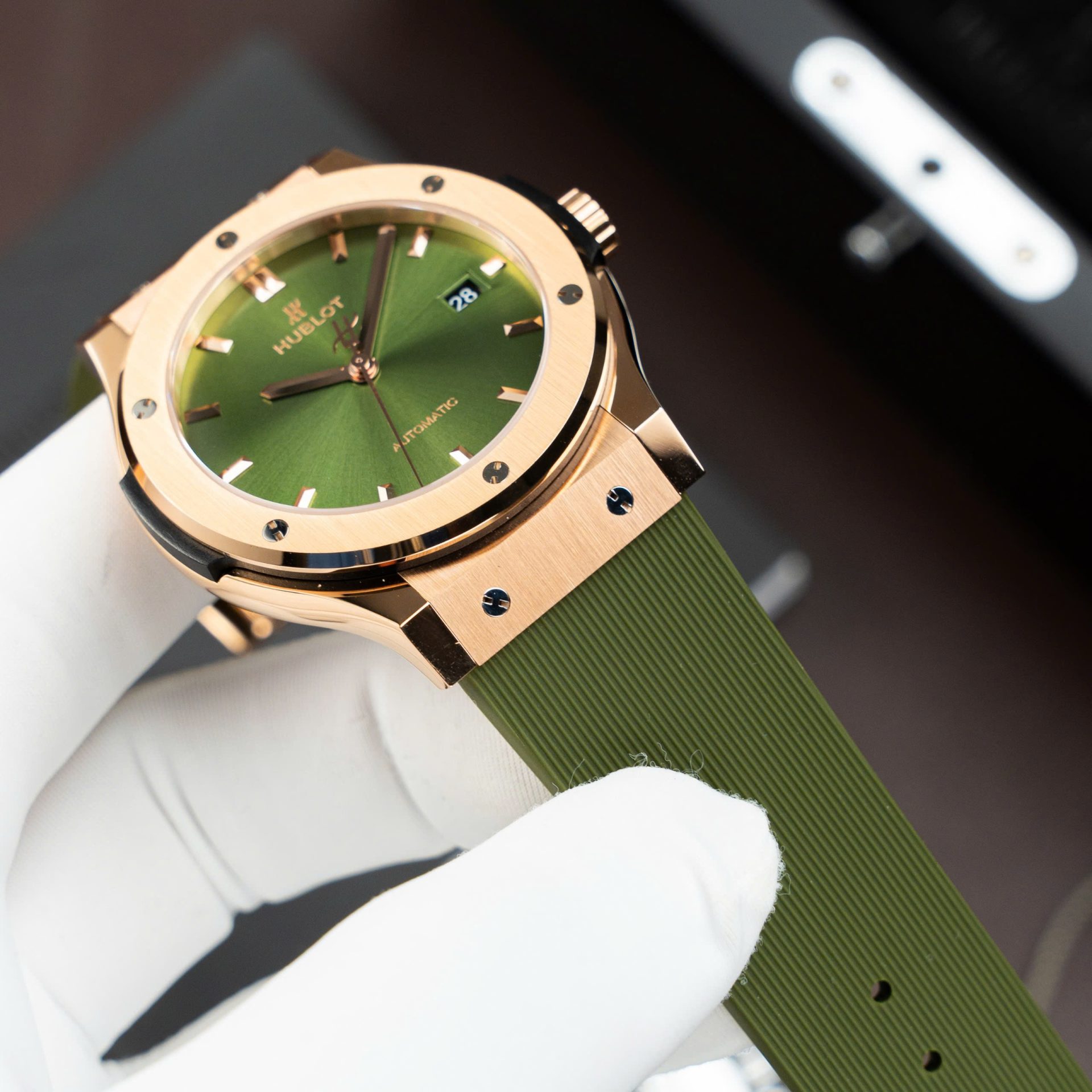Hublot Best Replica Watch Classic Fusion King Gold Green Dial Movement SW300 Swiss Made 42mm