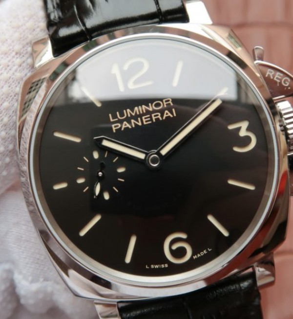 Replica Panerai Luminor Due 3 Days PAM676 Black Leather Strap P.1000