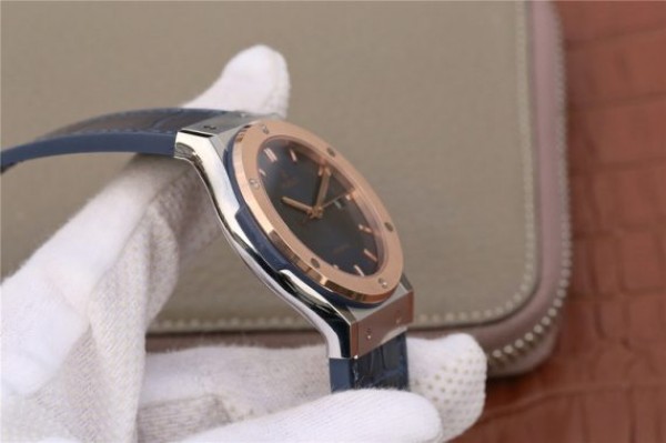 Replica Hublot Classic Fusion 42mm RG JJF Blue Dial Blue Gummy Strap A2892