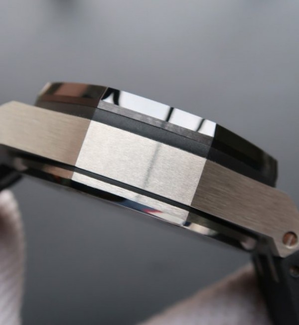 Replica Audemars Piguet JF Royal Oak Offshore 44mm White/Black Dial Rubber Strap A3126