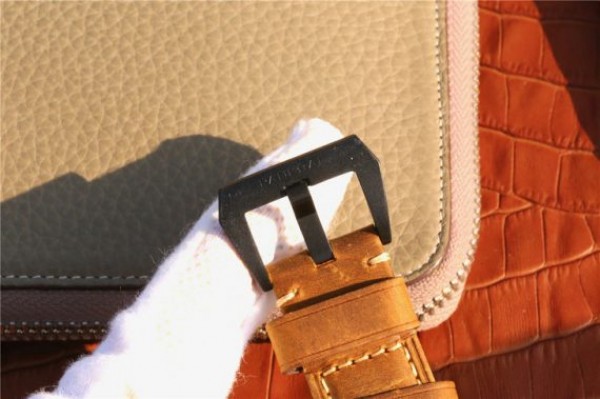 Replica Panerai PAM441 Carbotech Case VSF Brown Asso Strap P.9001