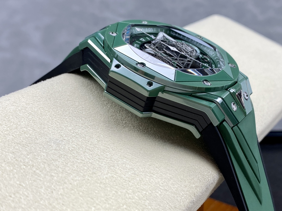 Hublot Big Bang Sang Bleu II Replica Watch Ceramic Green 44mm