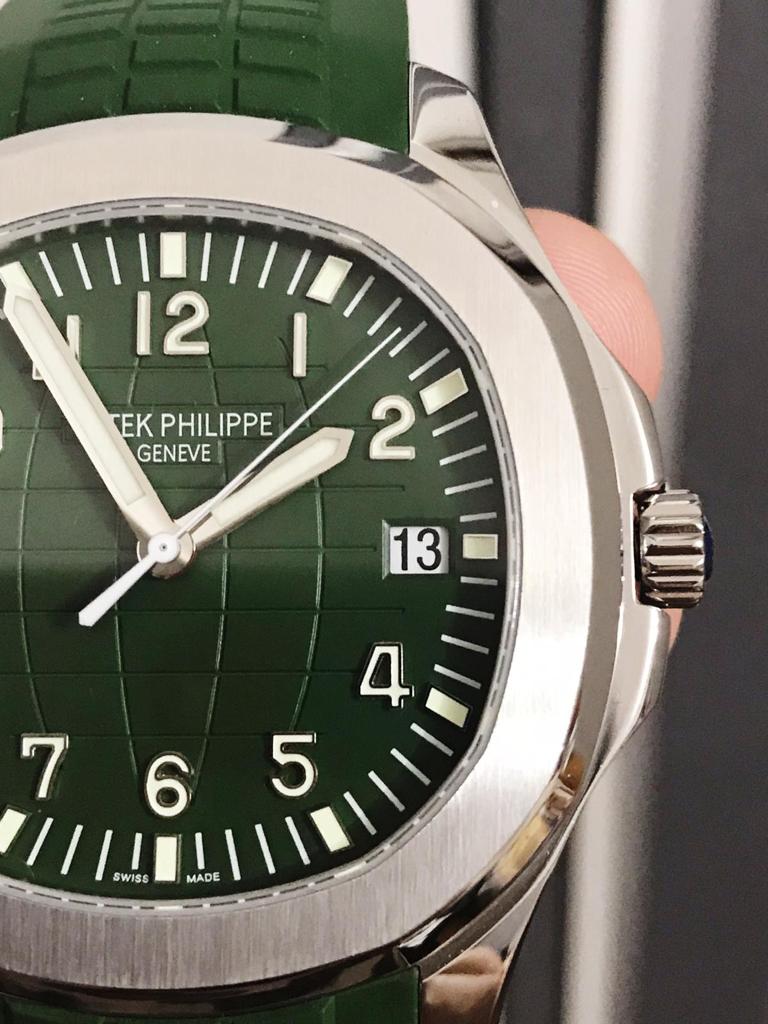 Replica PATEK PHILIPPE Aquanaut 5168G 42mm SS ZF 1:1 Best Edition Green Dial on Green Rubber Strap