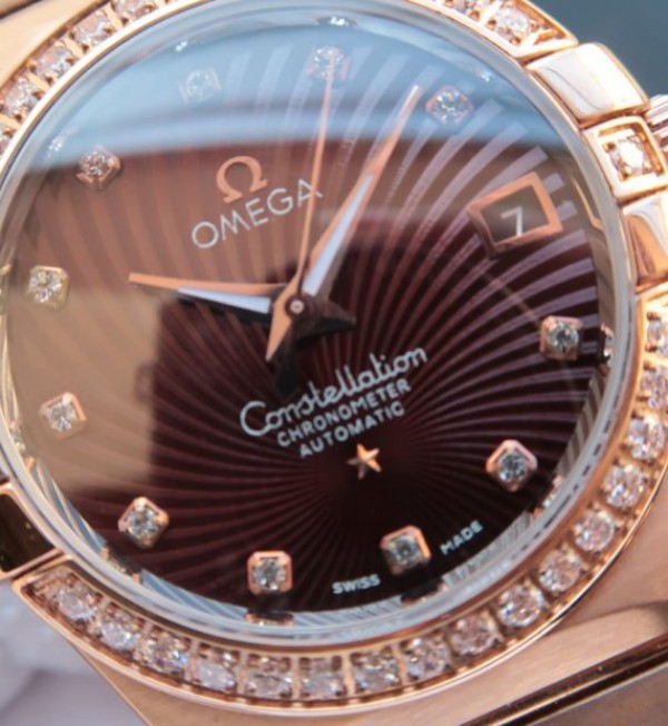 Replica Omega V6 Constellation Diamonds Bezel Brown Textured Dial RG Case A2500