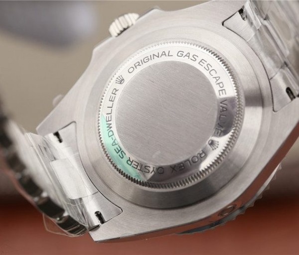 Replica Rolex Sea-Dweller 2017 Baselworld 126600 ARF 904L Bracelet A2824