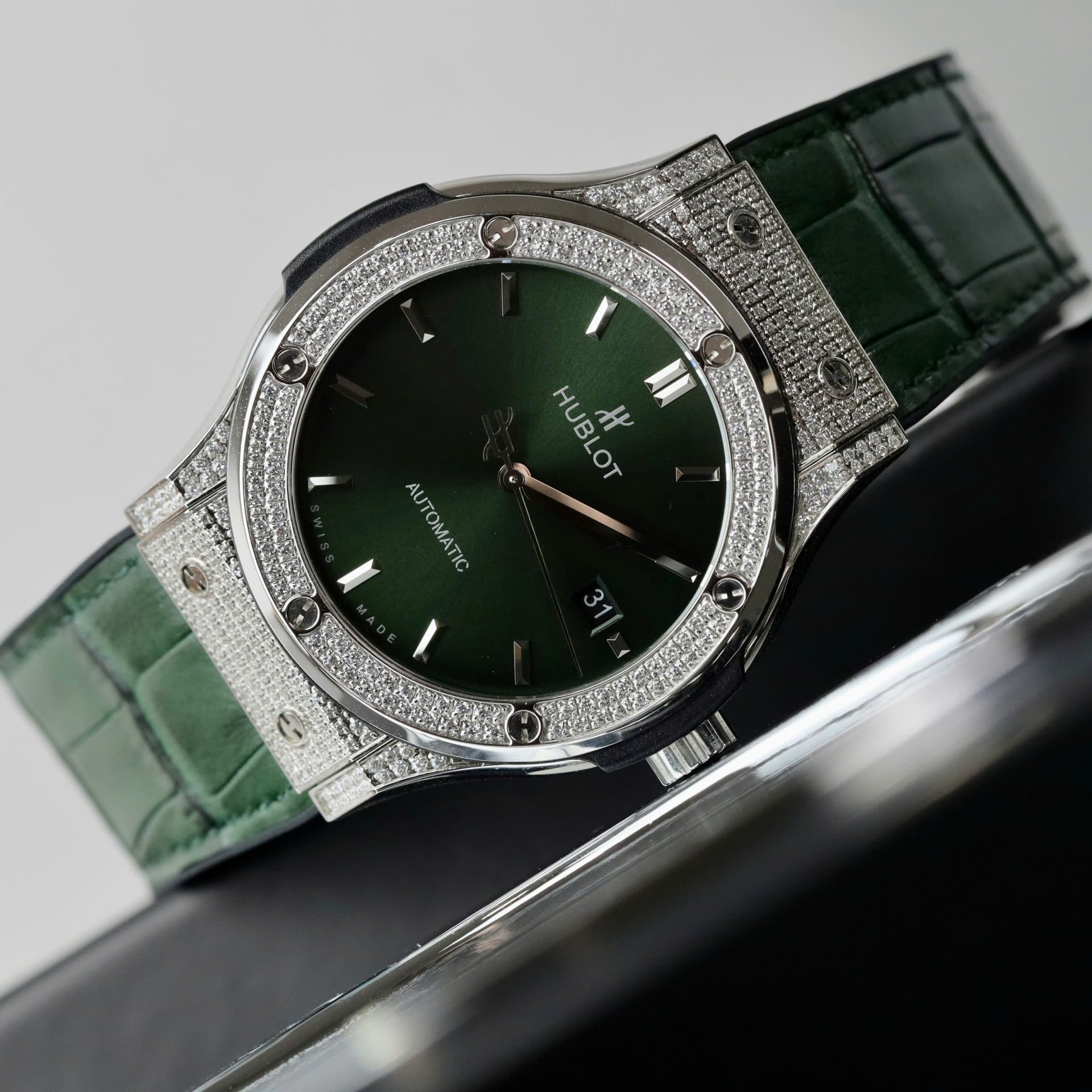 Hublot Classic Fusion Replica Watch Green Dial HB Factory 42mm
