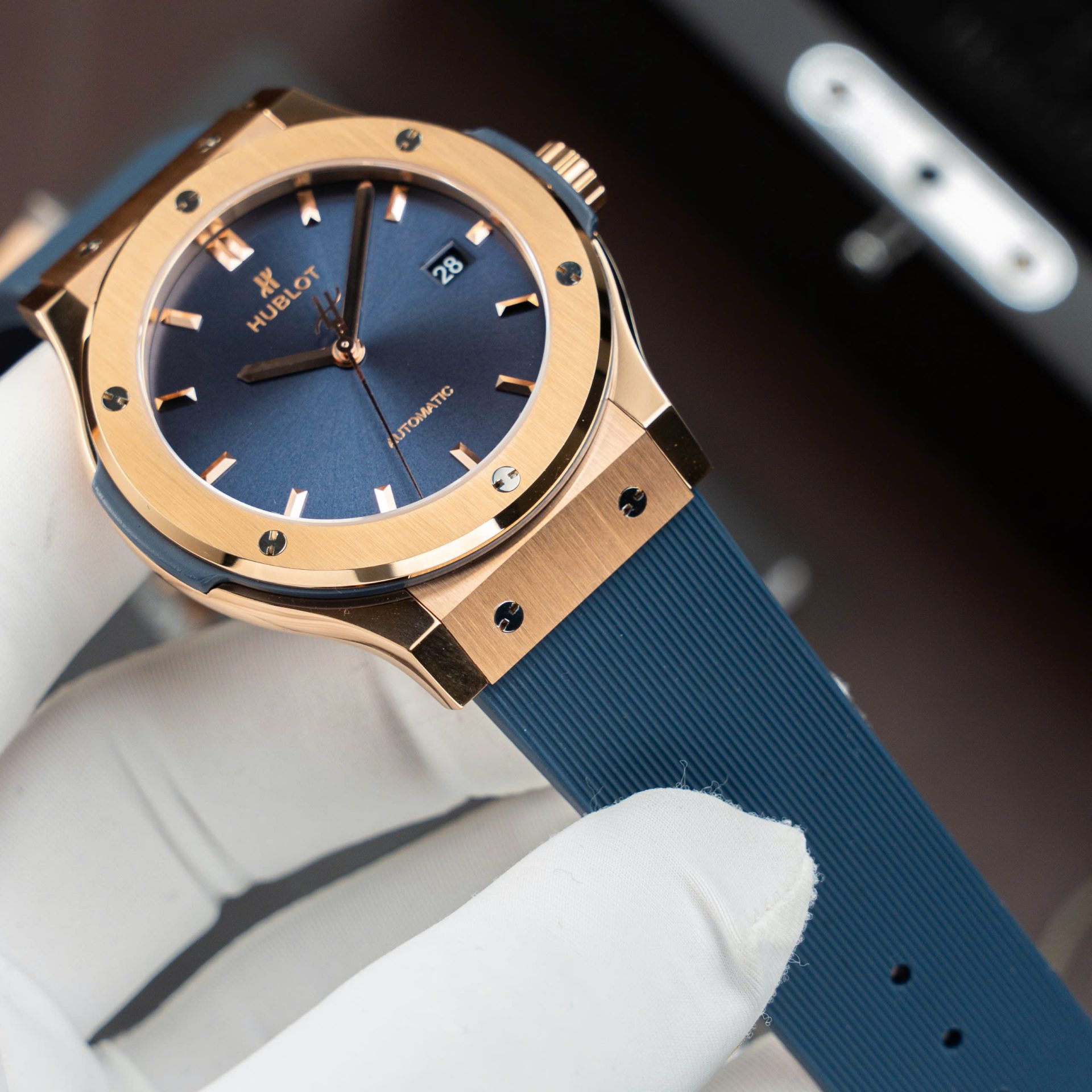 Hublot Copies Watches Classic Fusion King Gold Dial Blue Movement SW300 Rubber Strap 42mm