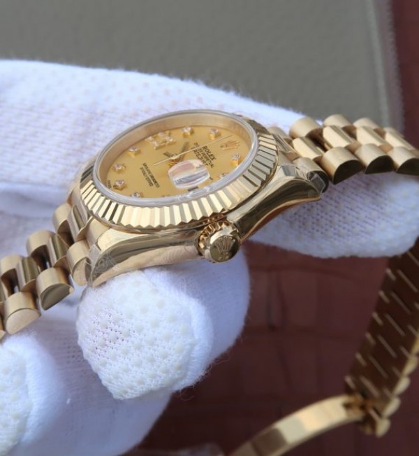 Replica Rolex DateJust 31mm Fluted Bezel RG Case RG Gold Dial A2235