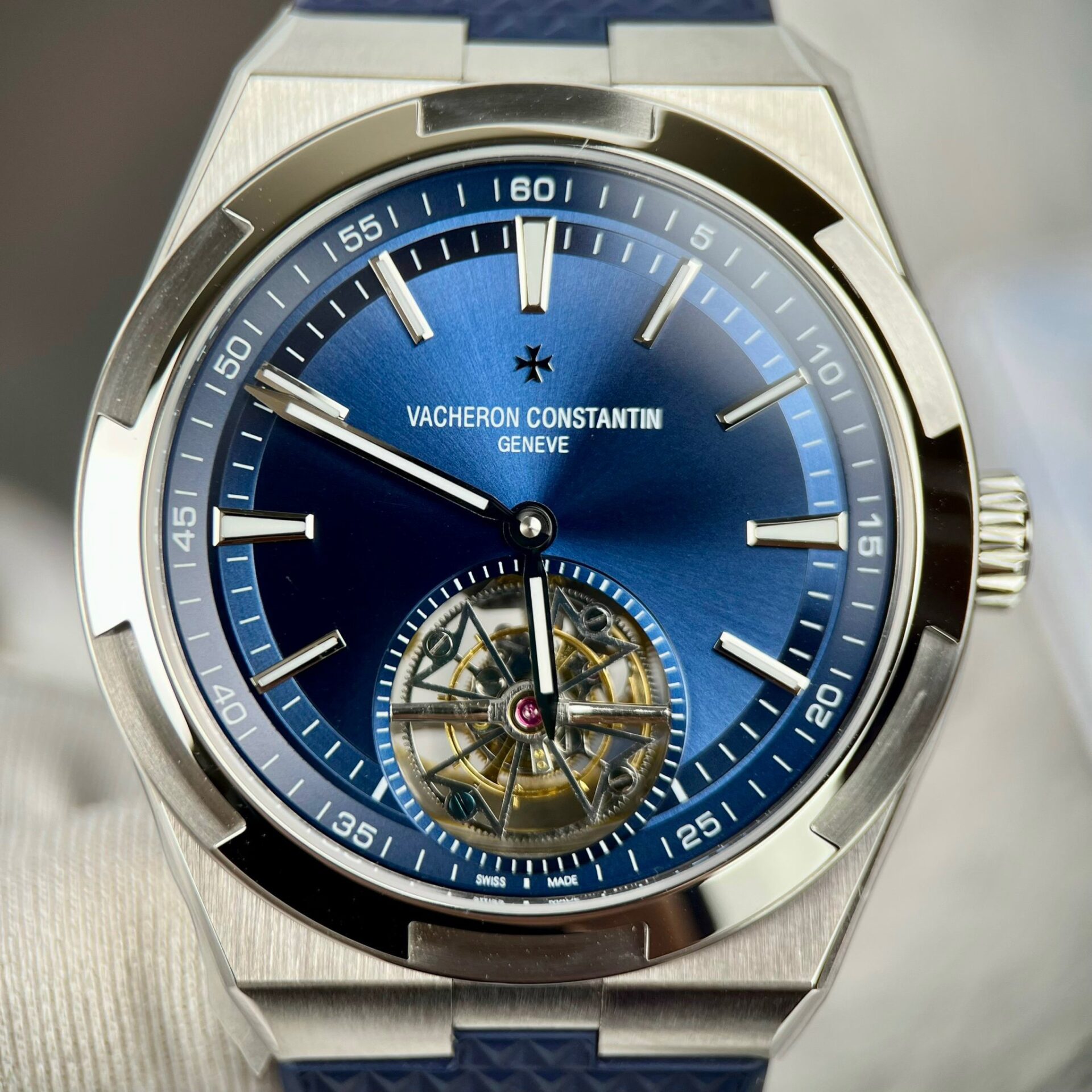 Vacheron Constantin 6000V Replica 1:1 Watch Blue 42.5mm