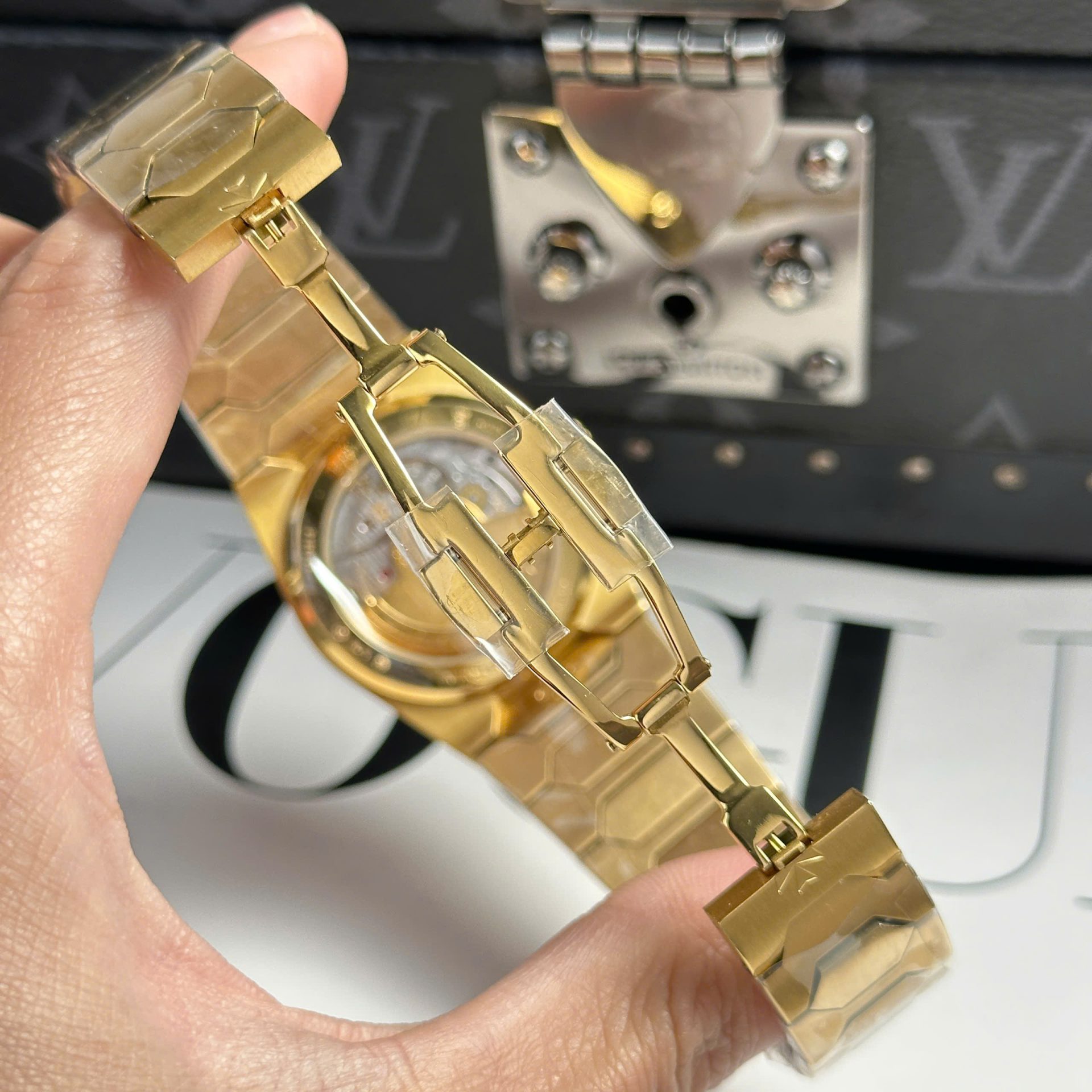 Vacheron Constantin Historiques 222 Fake Watch Yellow 8F Factory 37mm