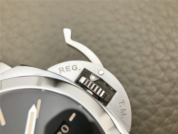 Replica Panerai PAM498 VSF Black Dial Leather Strap P.9000