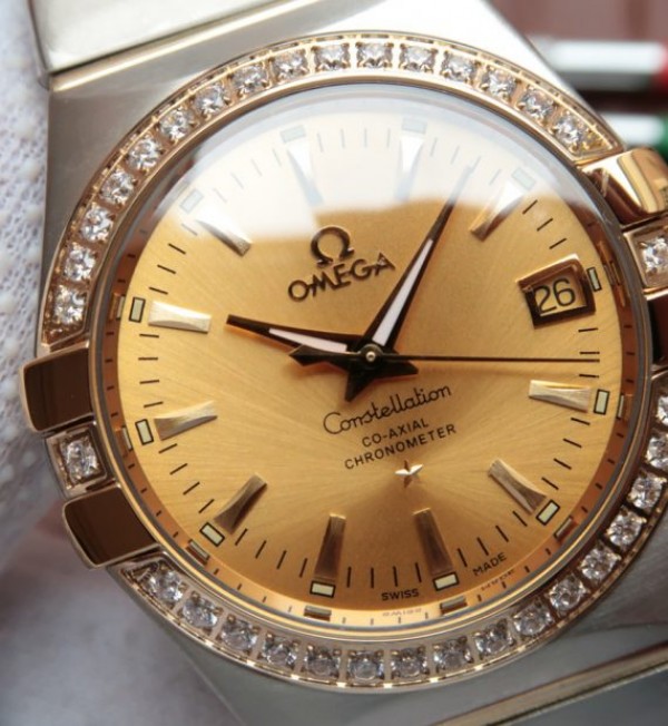 Replica Omega V6 Constellation 35mm Diamonds Bezel YG Dial SS Bracelet A2500