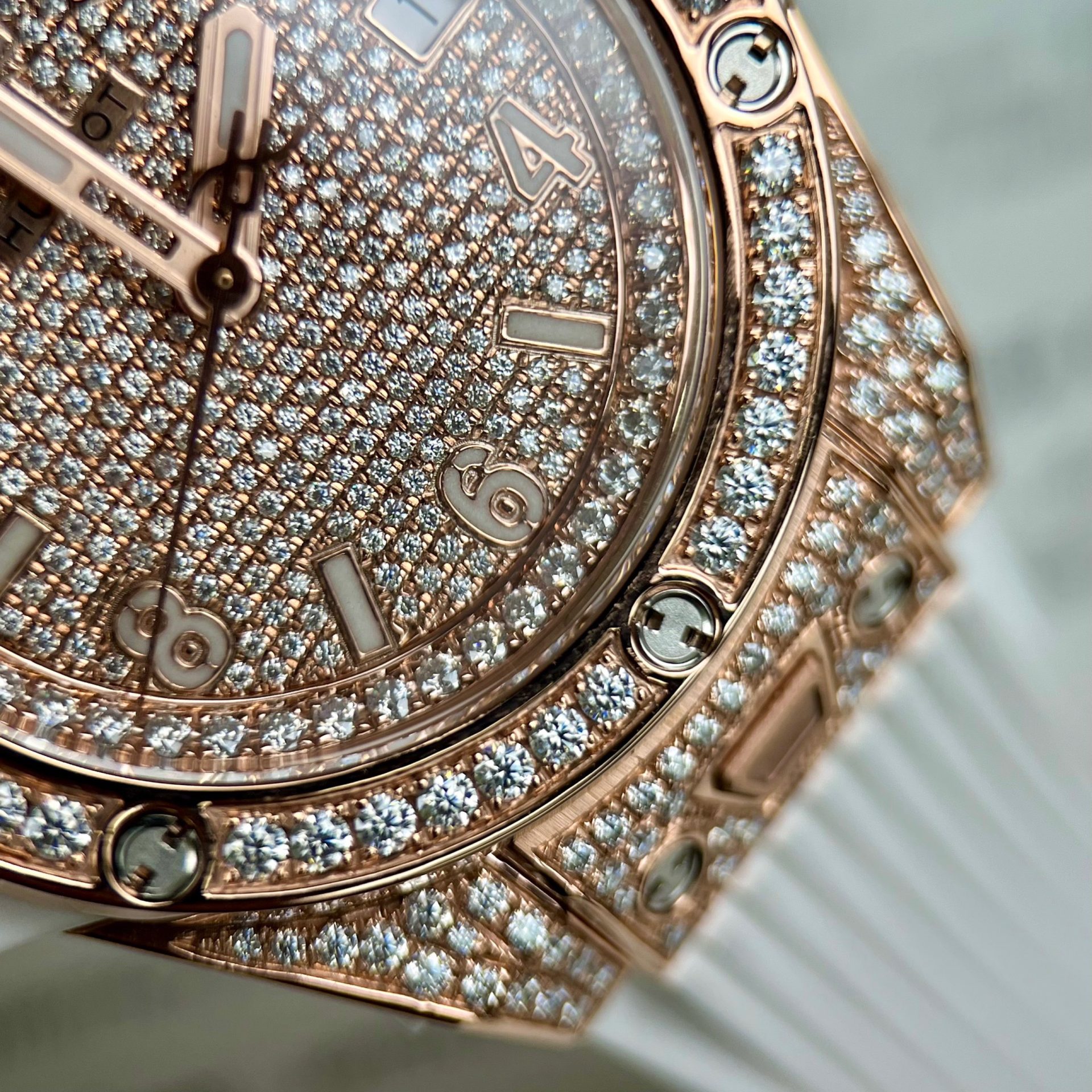 Hublot Replica Watch Big Bang One Click Custom Full Moissanite Diamonds 39mm