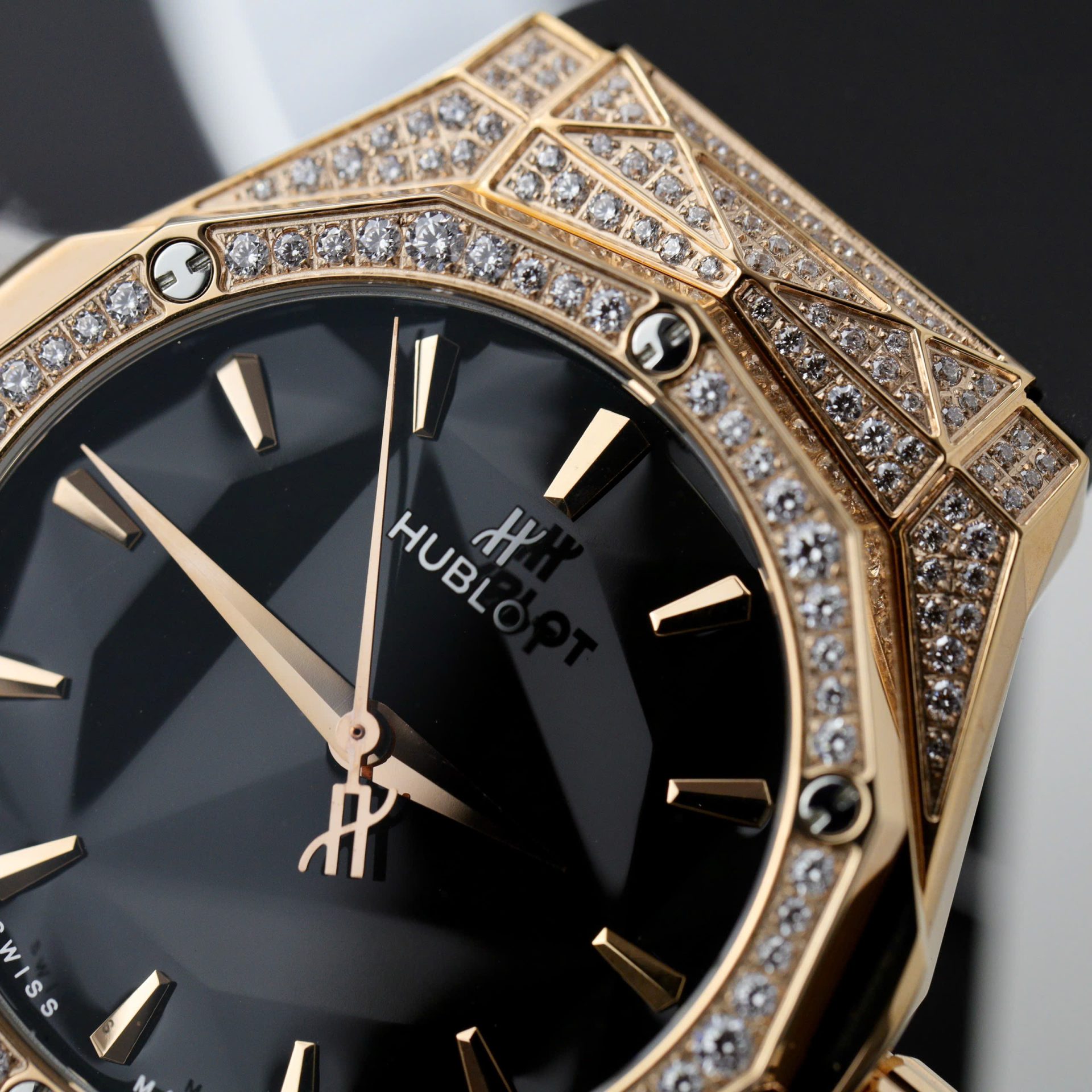 Hublot Orlinski King Gold Replica Watch Full Moissanite Diamond 40mm