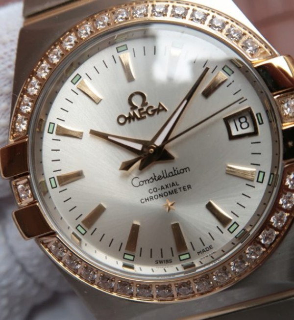 Replica Omega V6 Constellation 35mm White Dial Diamonds Bezel SS Bracelet A2500