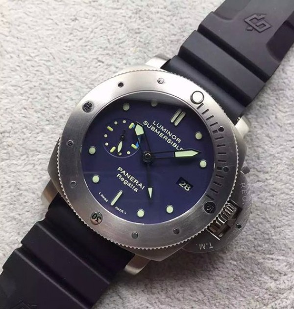 Replica Panerai ZF PAM371 Titanium Black Rubber Strap ZP9001