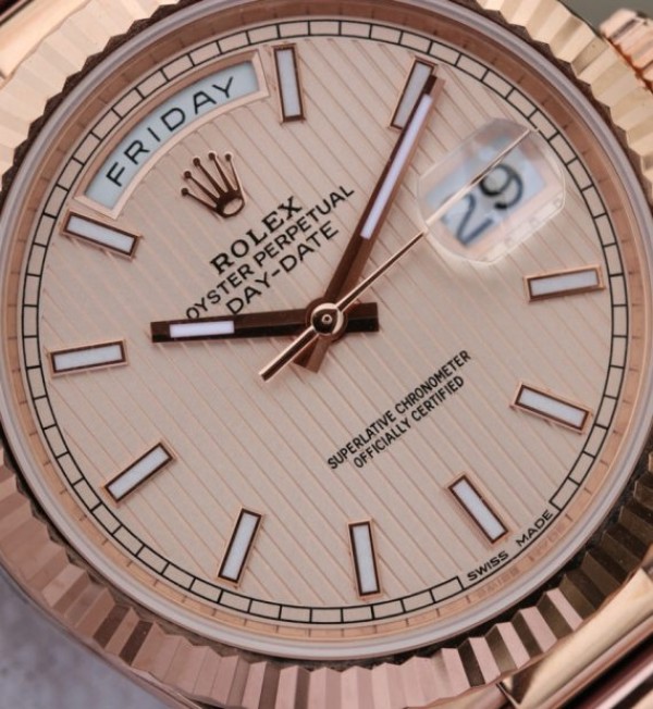 Replica Rolex Day-Date 40mm 228235 RG Noob RG Textured Dial RG Bracelet A3255