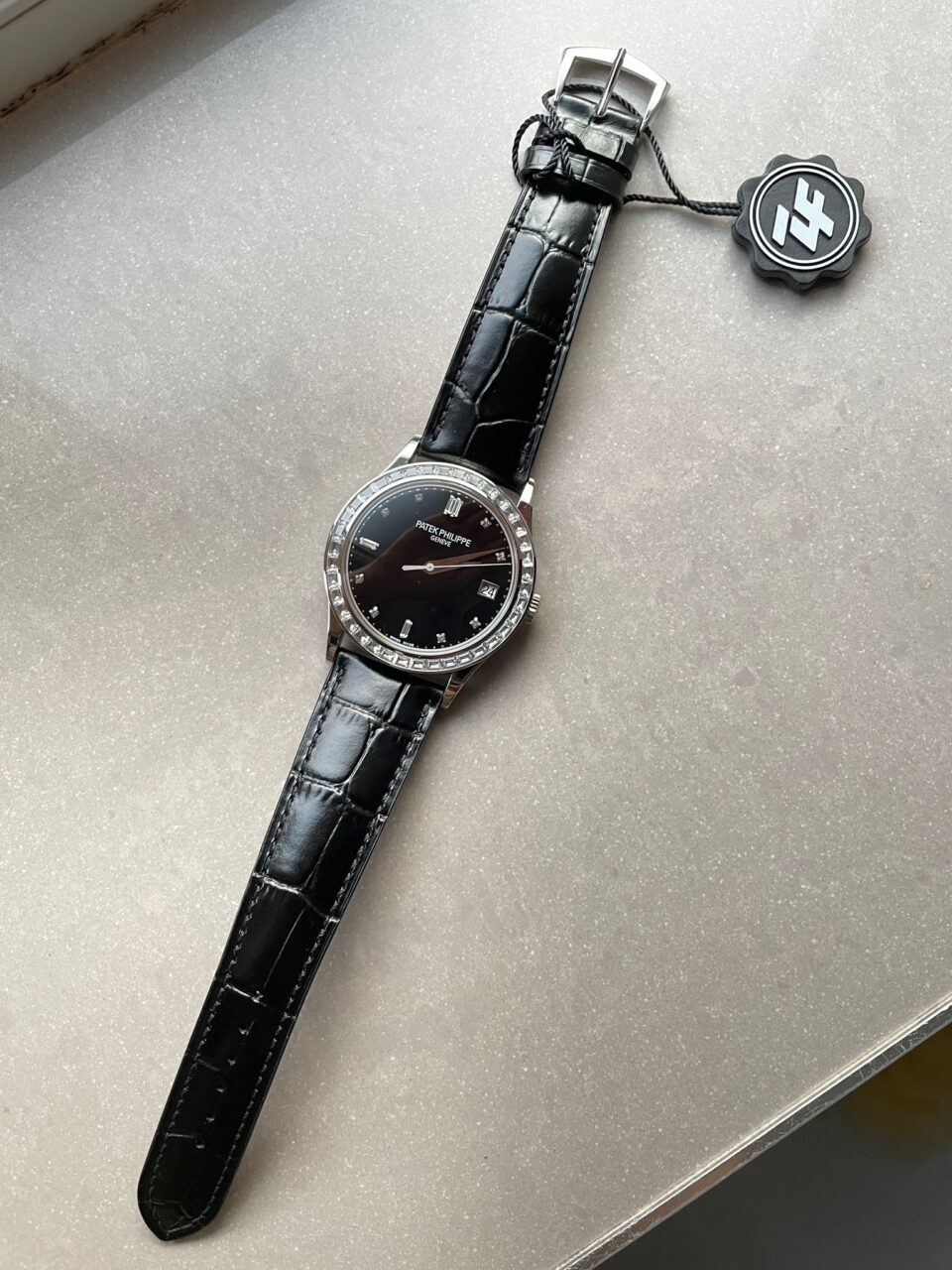 Replica PATEK PHILIPPE Calatrava ZF 5298p Date Sweep Seconds in Diamond Bezel Black Dial ZF factory