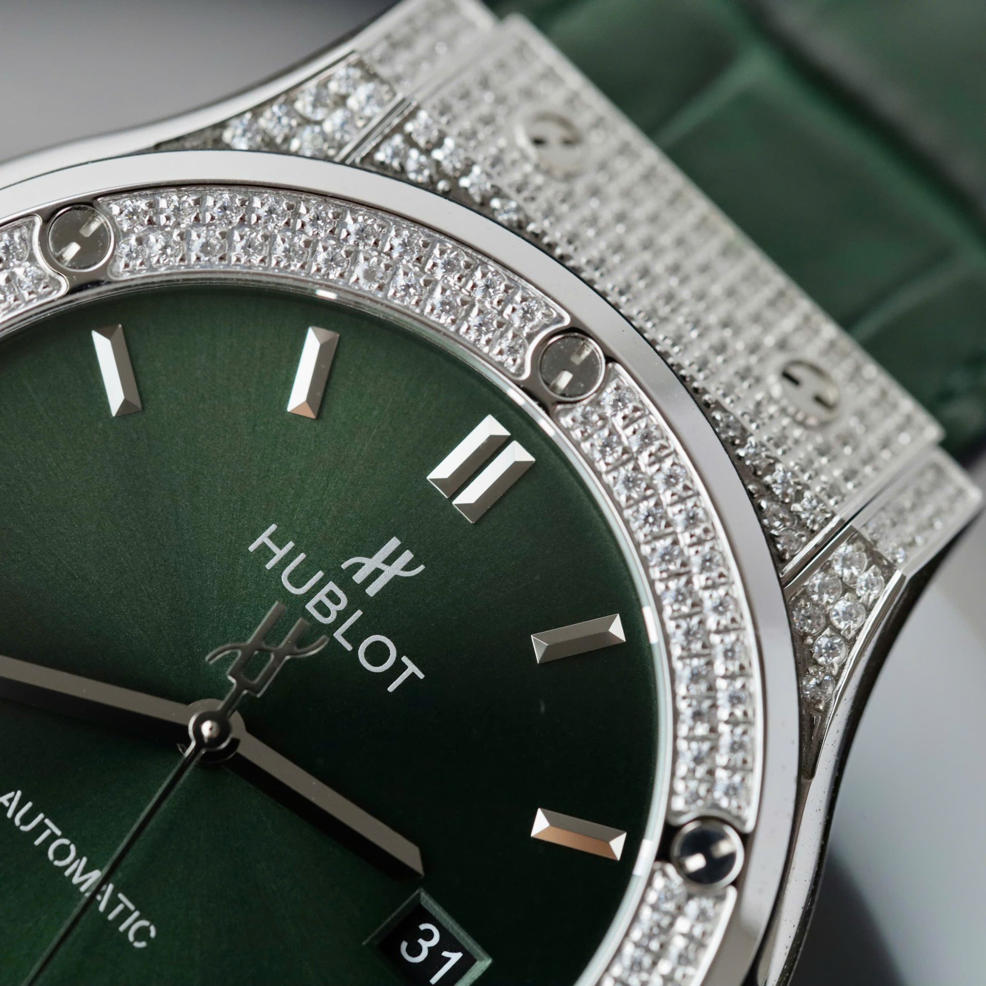 Hublot Classic Fusion Replica Watch Green Dial HB Factory 42mm