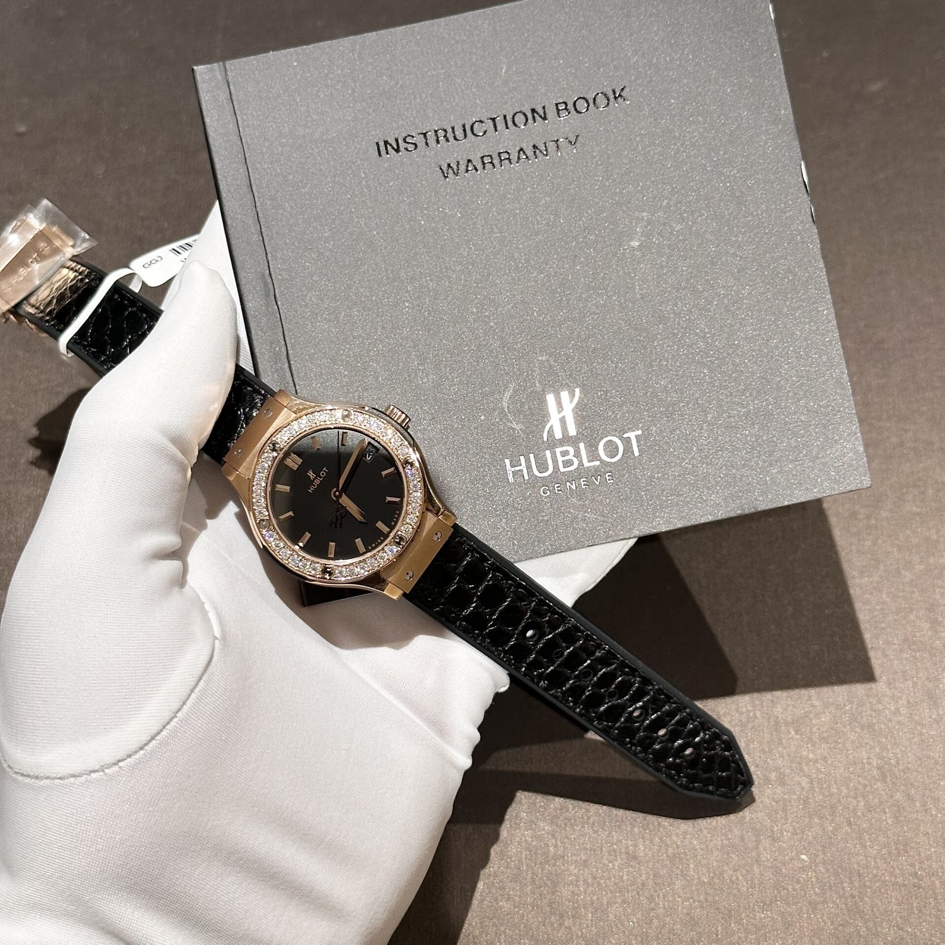 Hublot Classic Fusion Replica Watch Moissanite Diamond 33mm