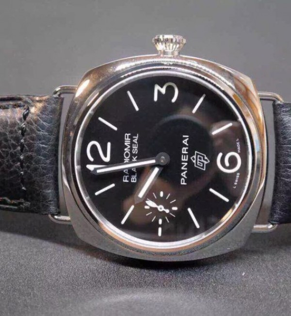 Replica Panerai PAM380 Black Dial Genuine Black Leather Strap A6497