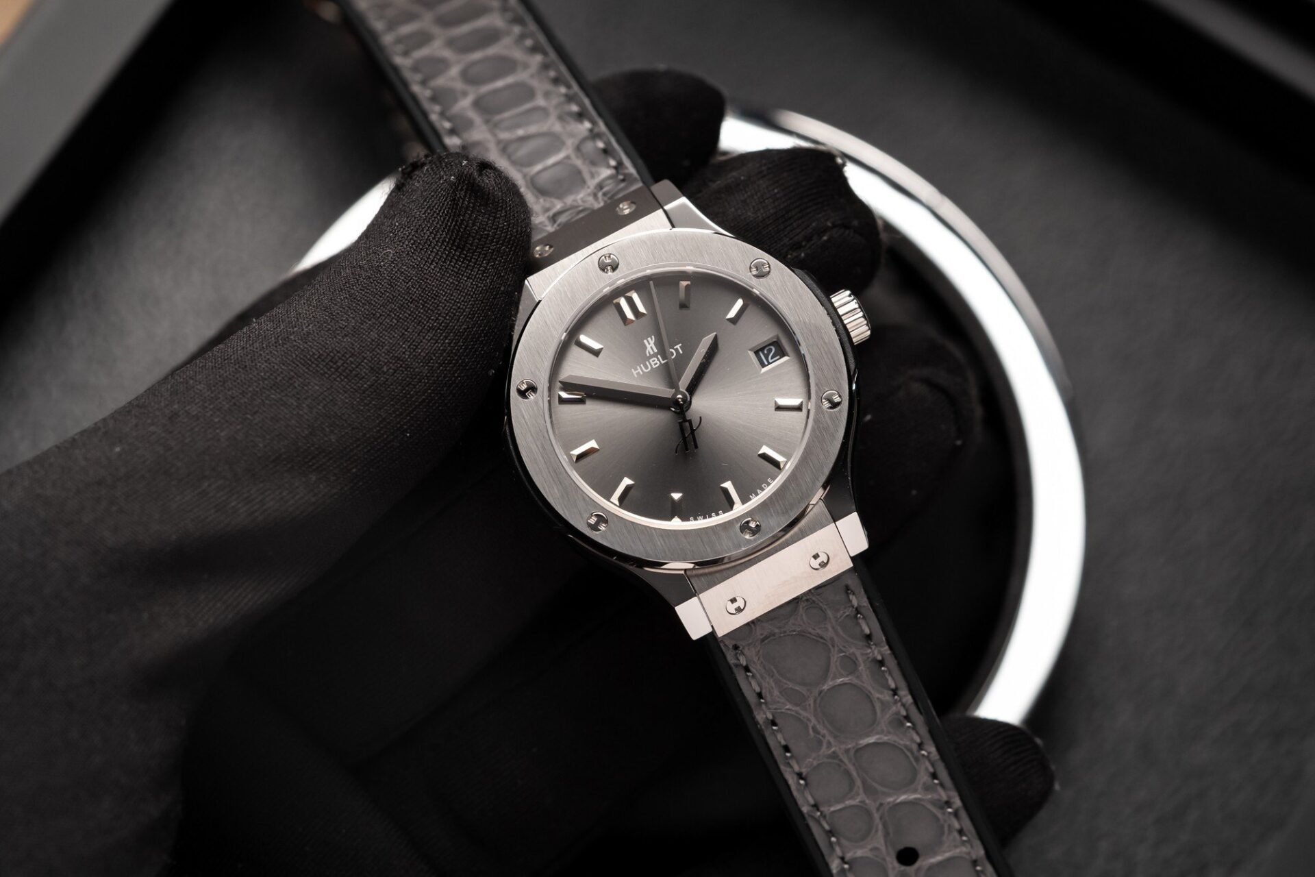 Hublot Women s Replica 11 Watch Gray Dial Leather Strap HBF 33mm