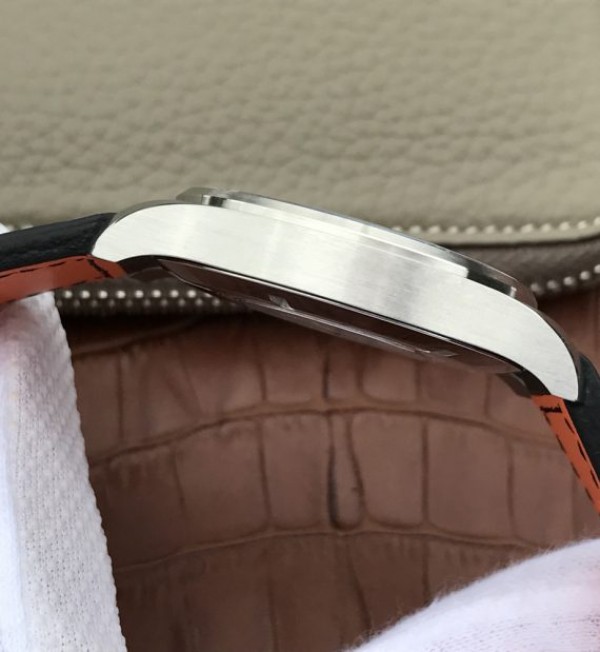 Replica IWC XF Mark XVIII IW327002 White Dial Leather Strap A2892
