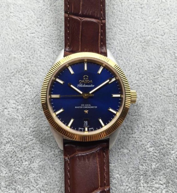Replica Omega Globemaster Master Chronometer Blue Dial Brown Leather Strap A8913