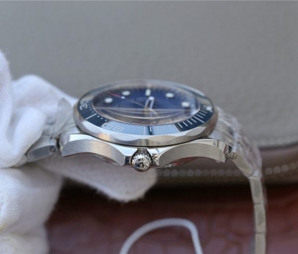 Replica Omega OMF Seamaster 300M Chronometer Blue Dial SS Bracelet A2824