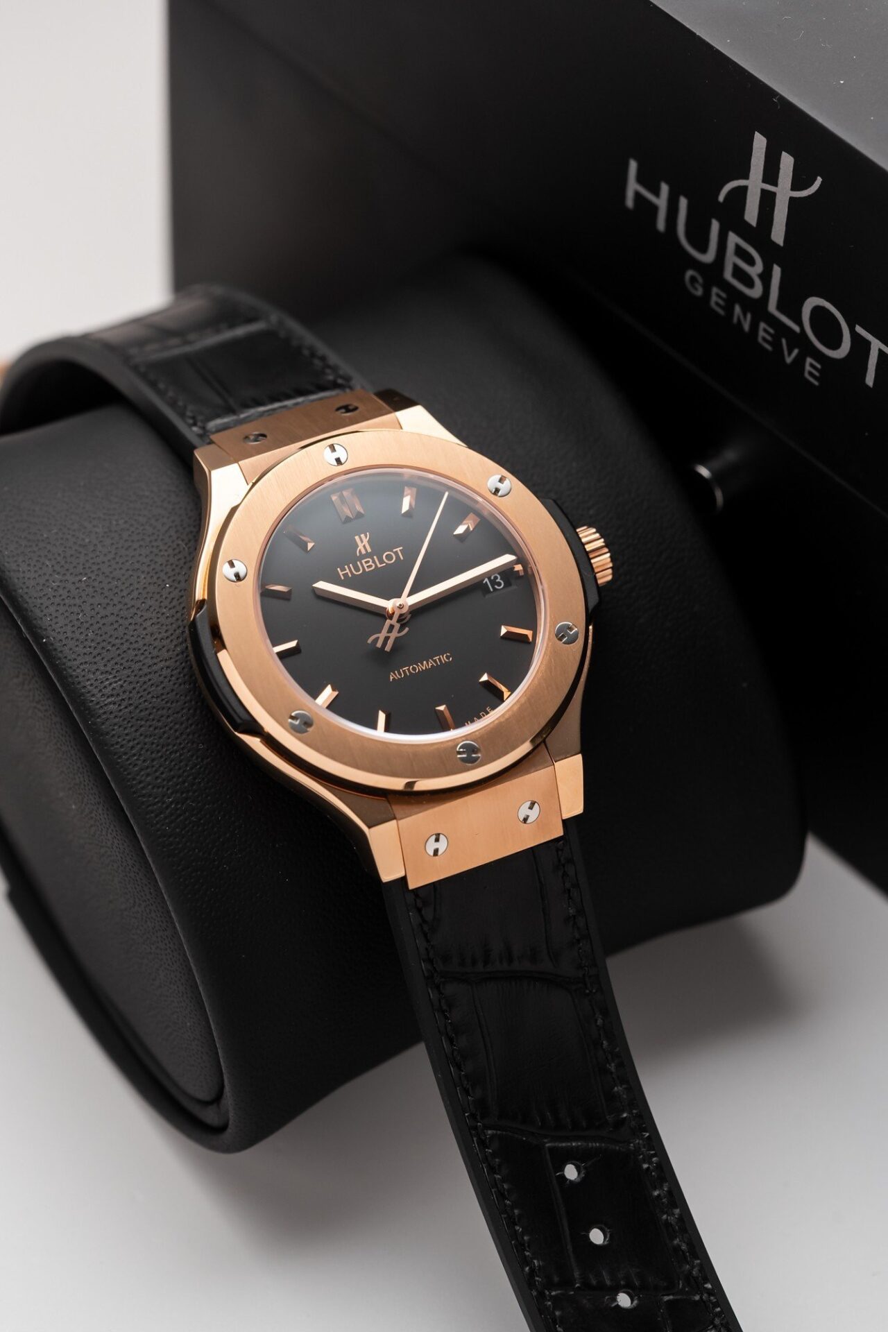 Hublot Classic Fusion King Gold Black Replica Watch JJF Factory 38mm