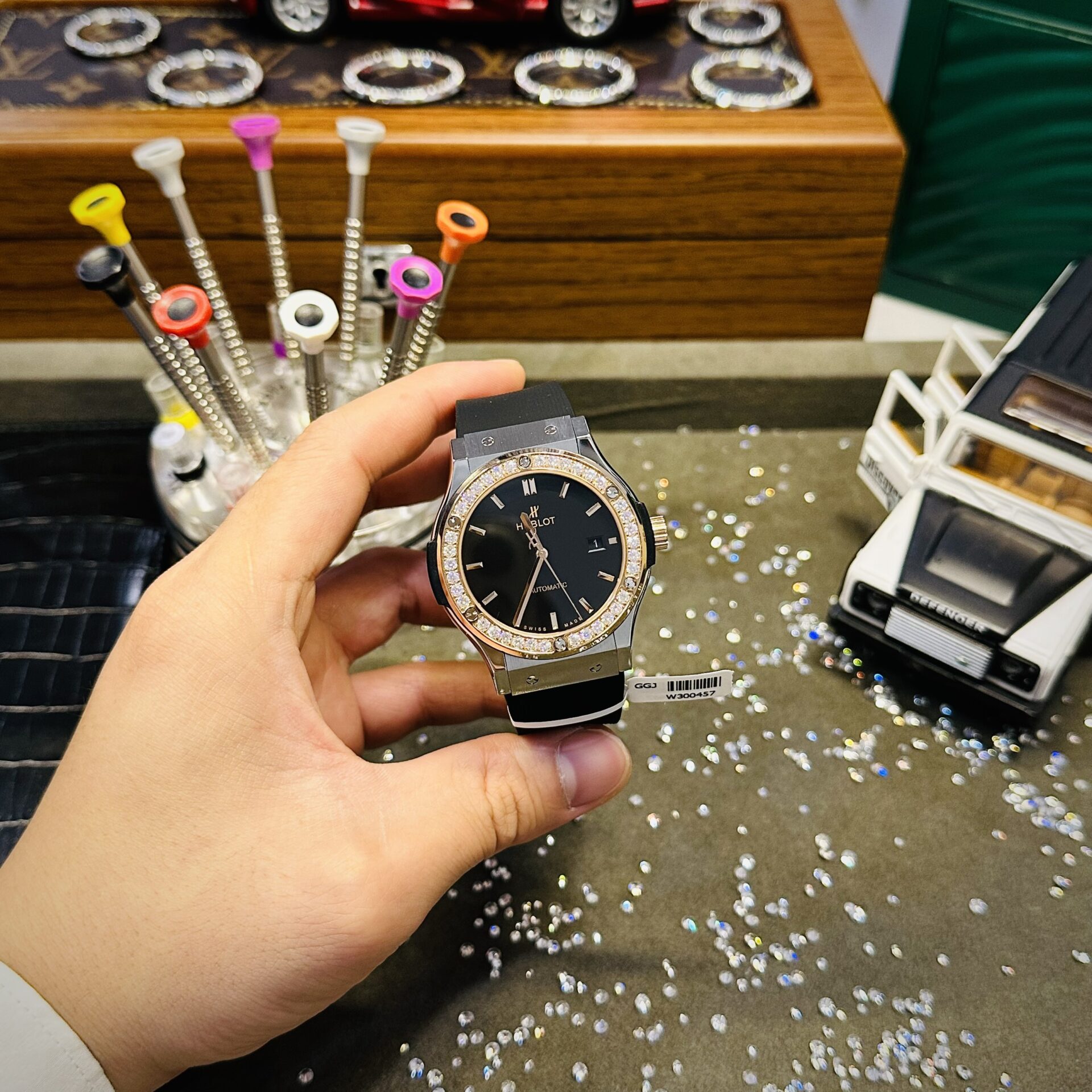 Hublot Replica Watch Demi With Moissanite Diamond Rubber Strap 42mm