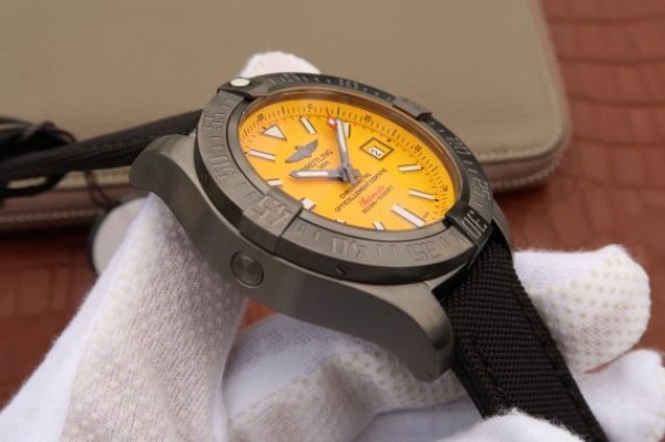 Replica Breitling Avenger II Seawolf PVD GF Yellow Dial Black Nylon Strap A2824