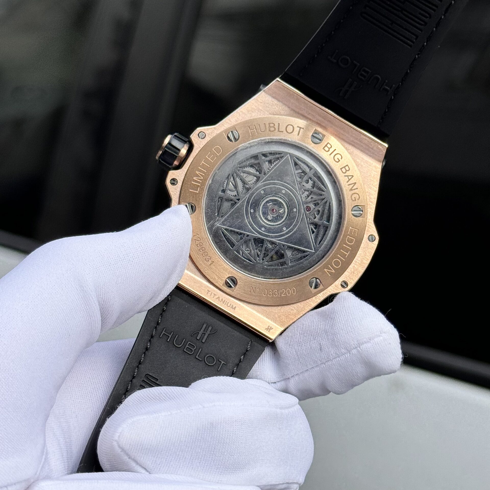 Hublot Big Bang Sang Bleu King Gold Replica Watch Diamond 44mm