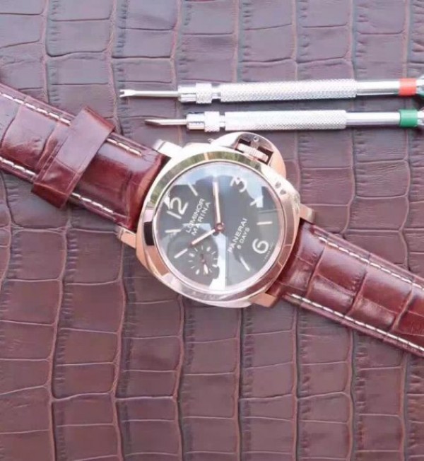 Replica Panerai XF PAM511 Brown Leather Strap P5000