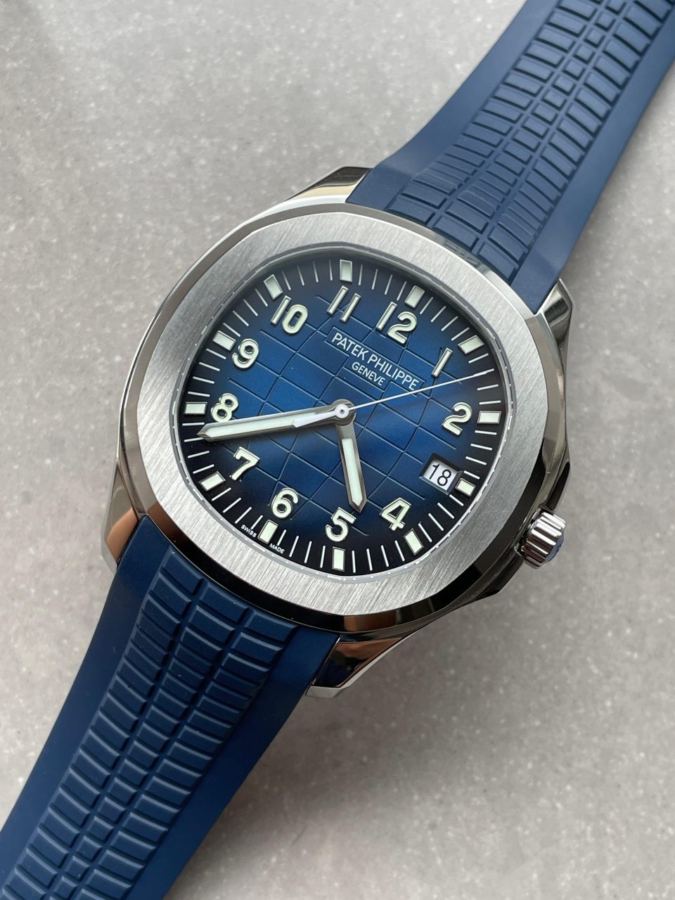 Replica PATEK PHILIPPE Aquanaut 5168G 42mm SS ZF 1:1 Best Edition Blue Dial on Blue Rubber Strap 324CS