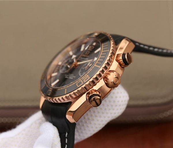 Replica Omega OMF Planet Ocean Master Chronometer RG Black Polished Bezel Black Dial Leather A9901