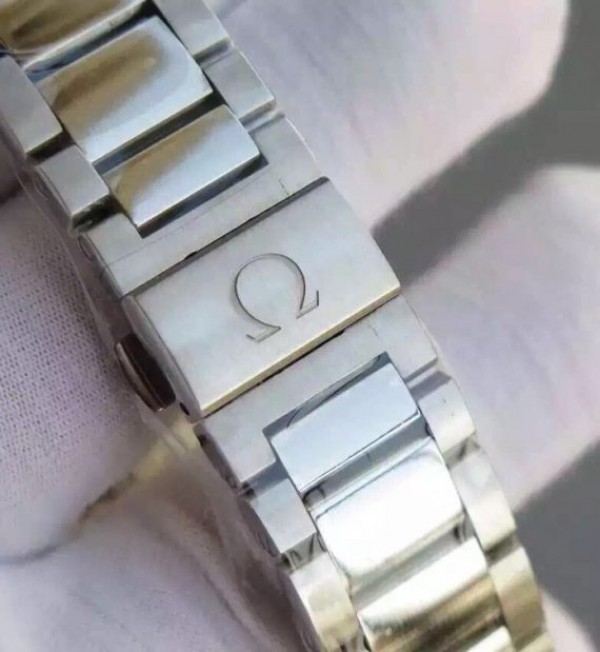 Replica Omega XF Seamaster CO-AXIAL Master James Bond White Textured Dial SS Bracelet A8507
