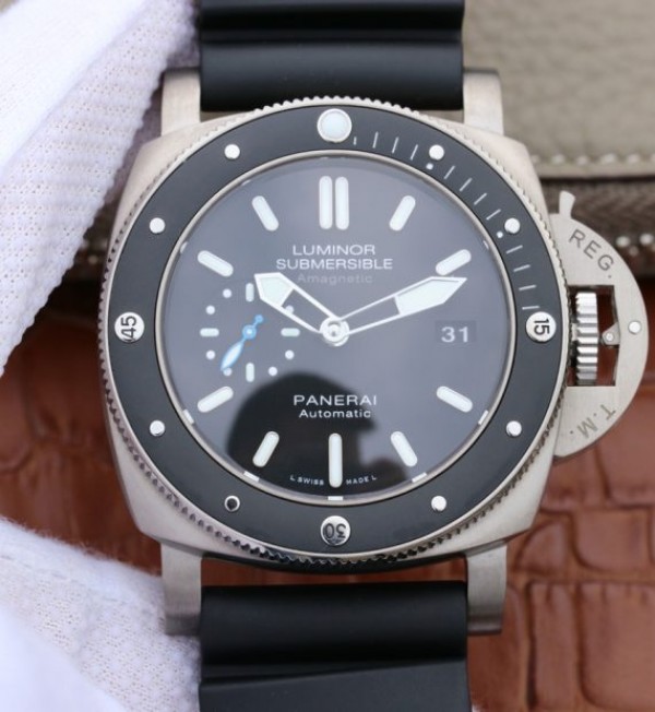 Replica Panerai XF PAM1389 Titanium Black Ceramic Bezel Rubber Strap P.9010