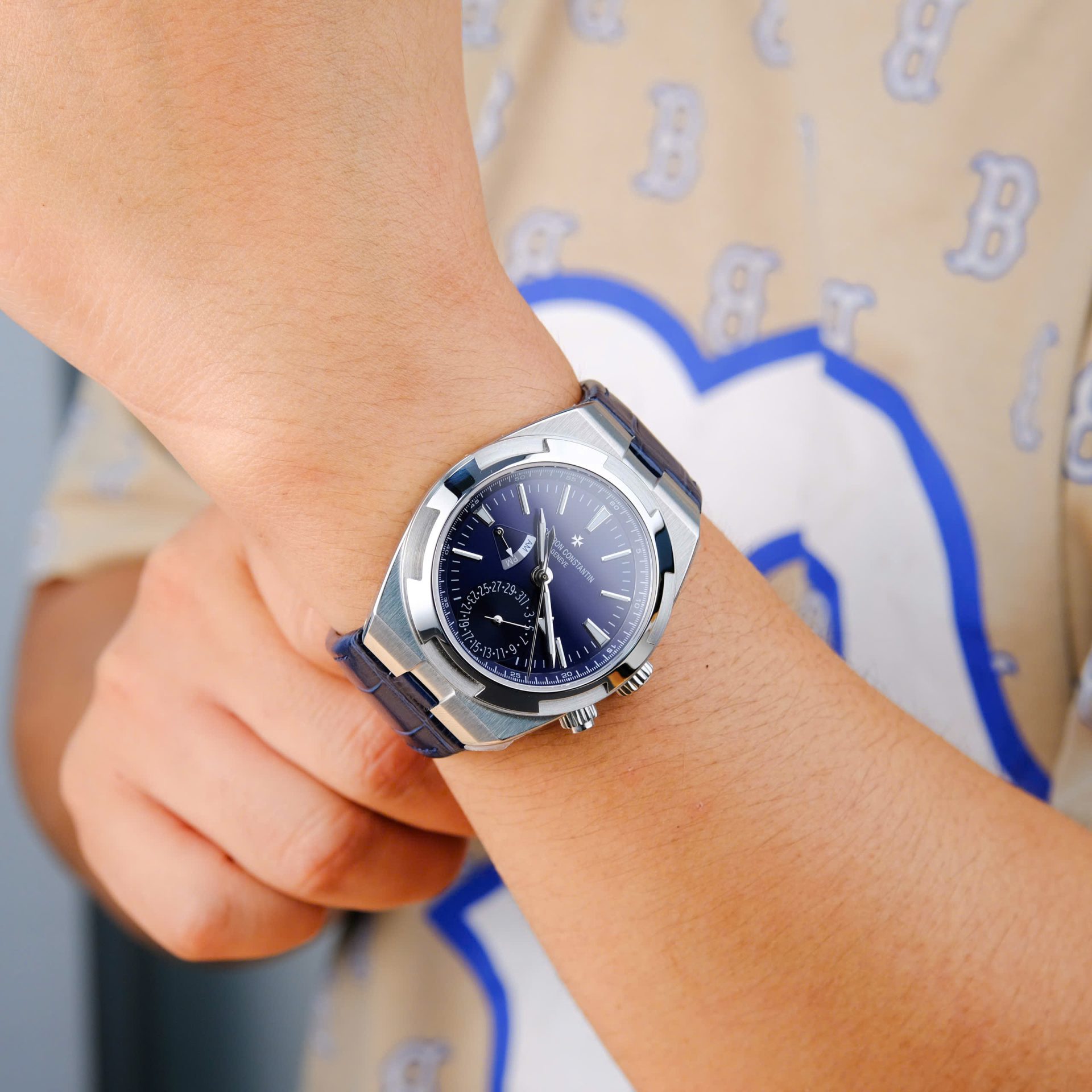 Vacheron Constantin Overseas Dual Time 7900V Replica Watch Blue Dial PZ Factory 41mm