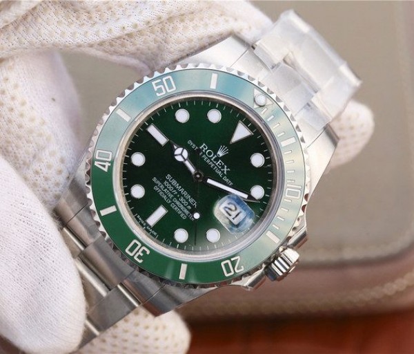 Replica Rolex Submariner 116610 LV Green Ceramic VRF SS Bracelet A2836