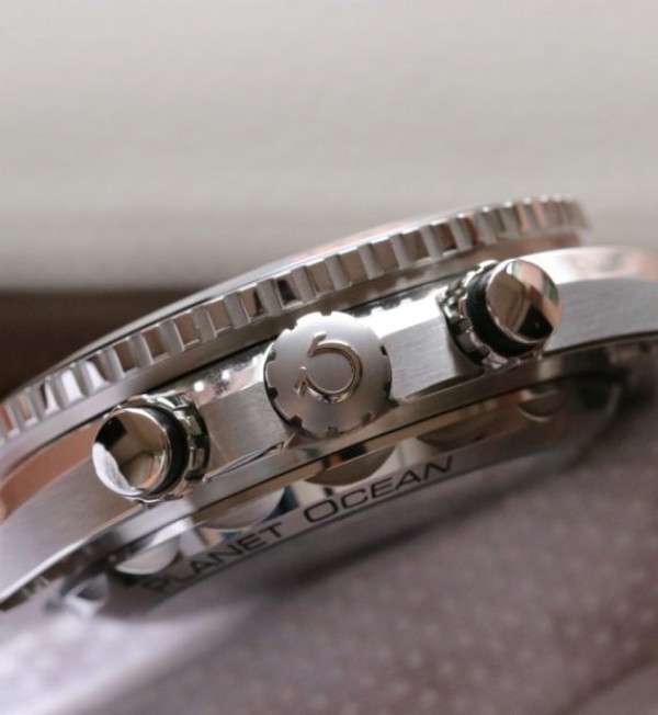 Replica Omega OMF Planet Ocean Master Chronometer Black/Orange Bezel Black Dial SS Bracelet A9900