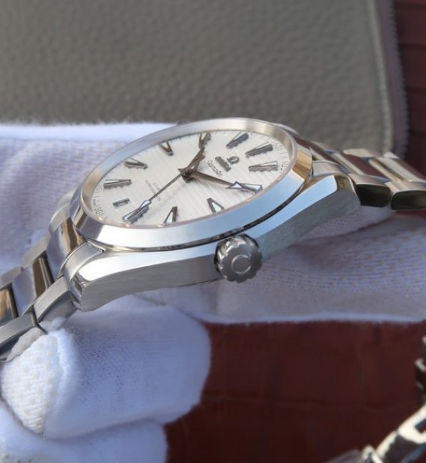 Replica Omega XF Seamaster CO-AXIAL Master Chronometer White Textured Dial SS Bracelet A8900