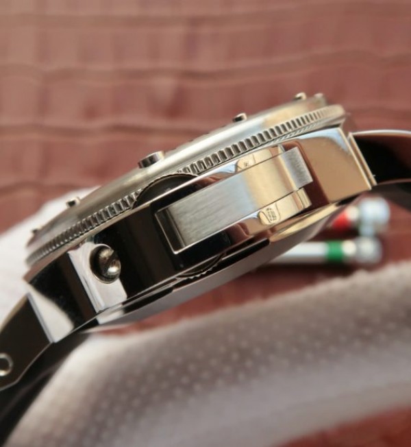 Replica Panerai XF PAM024 Black Dial Rubber Strap A7750
