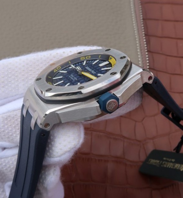 Replica Audemars Piguet JF Royal Oak Offshore Diver 2017 Blue 15710 Rubber Strap A3120