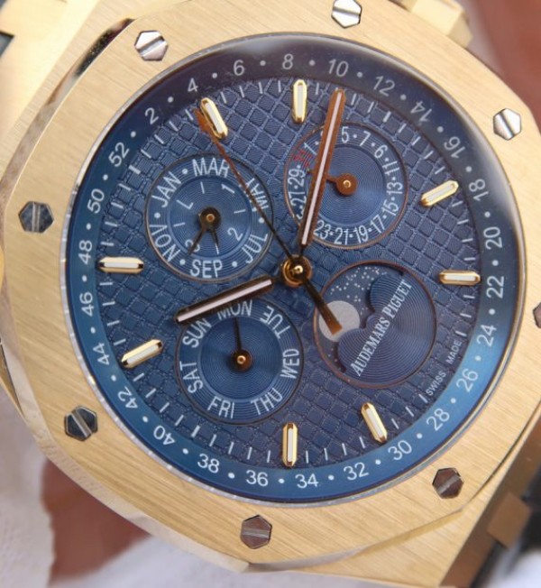 Replica Audemars Piguet JF Royal Oak 41mm 26574 YG Blue Dial Leather Strap A5134