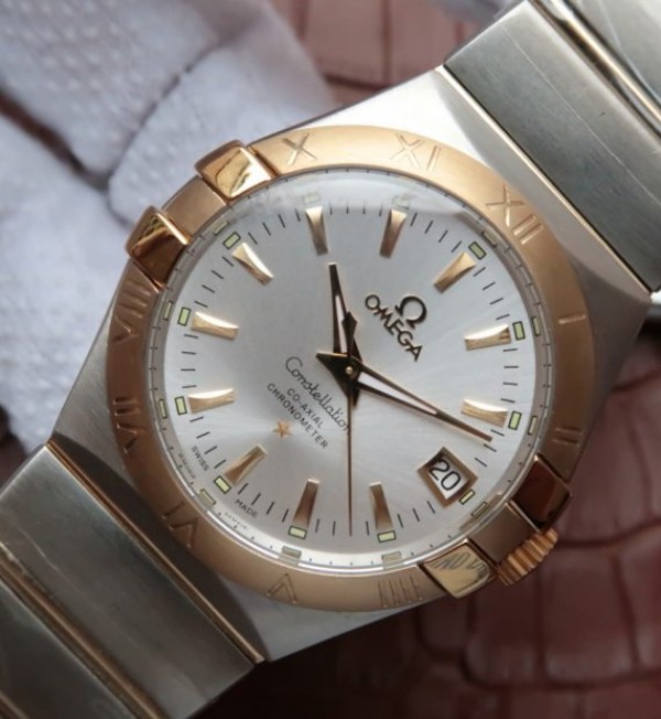 Replica Omega V6 Constellation 35mm White Dial YG Bezel SS Bracelet A2500
