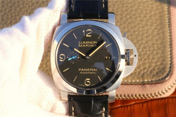 Replica Panerai PAM1312 XF Black Dial Black Leather Strap P9010